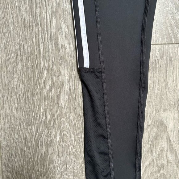 Adidas leggings NEW  WITHOUT TAGS - Picture 3 of 8